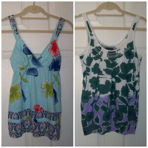 ***LOT of two knit floral tank tops size small EUC: Hollister & American Ea…